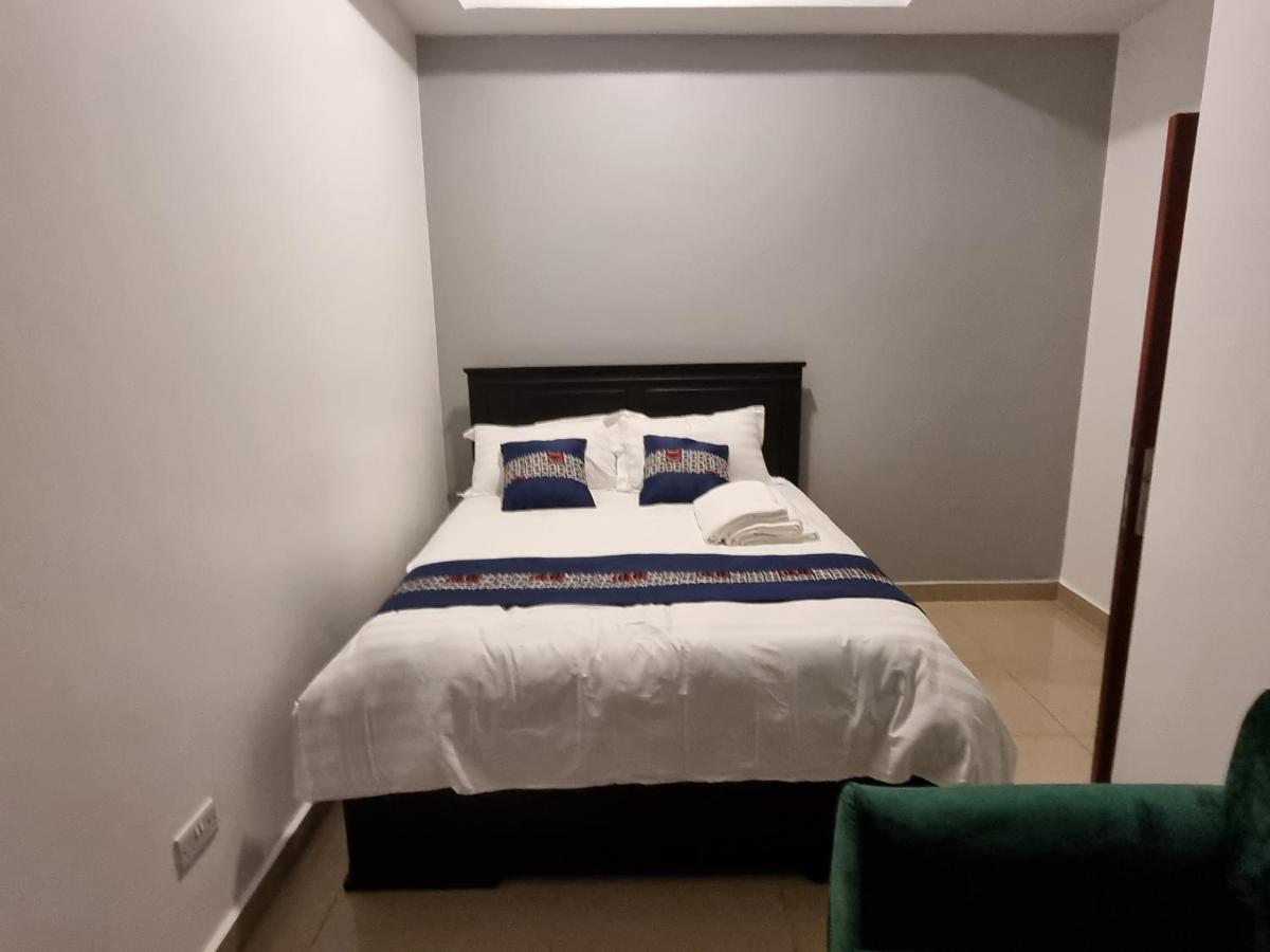 Eika Suites At Acacia Кампала Екстер'єр фото