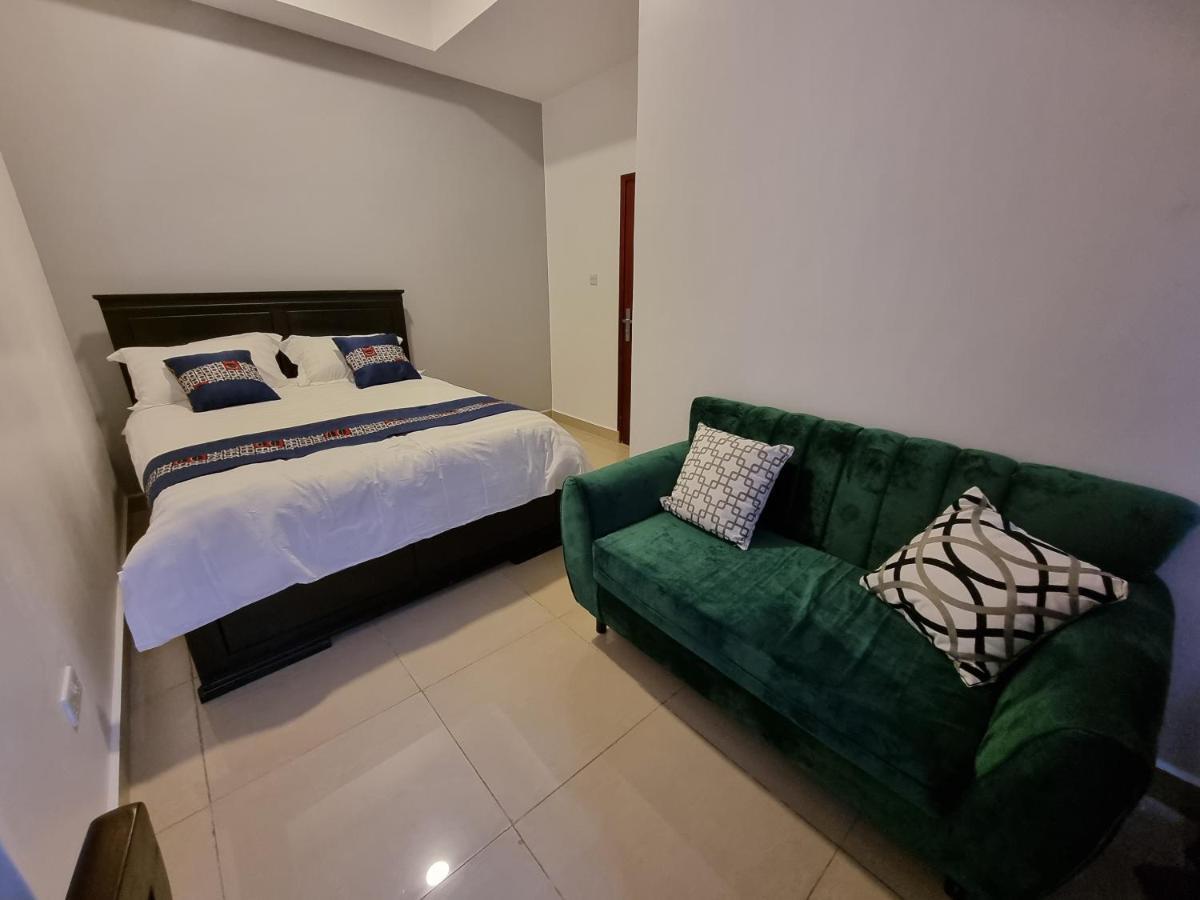 Eika Suites At Acacia Кампала Екстер'єр фото