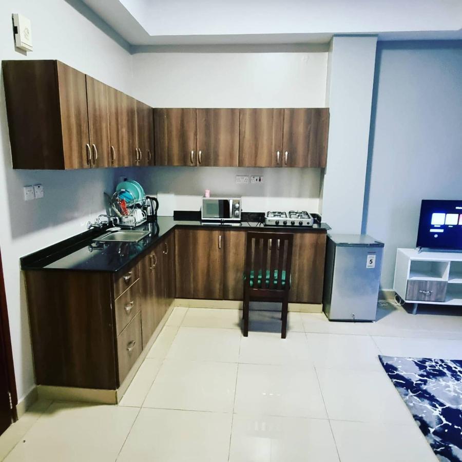Eika Suites At Acacia Кампала Екстер'єр фото